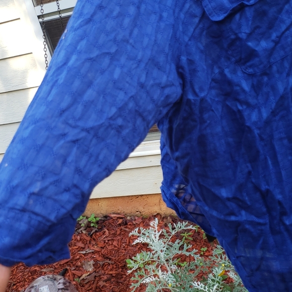 Blue Top - Picture 3 of 3